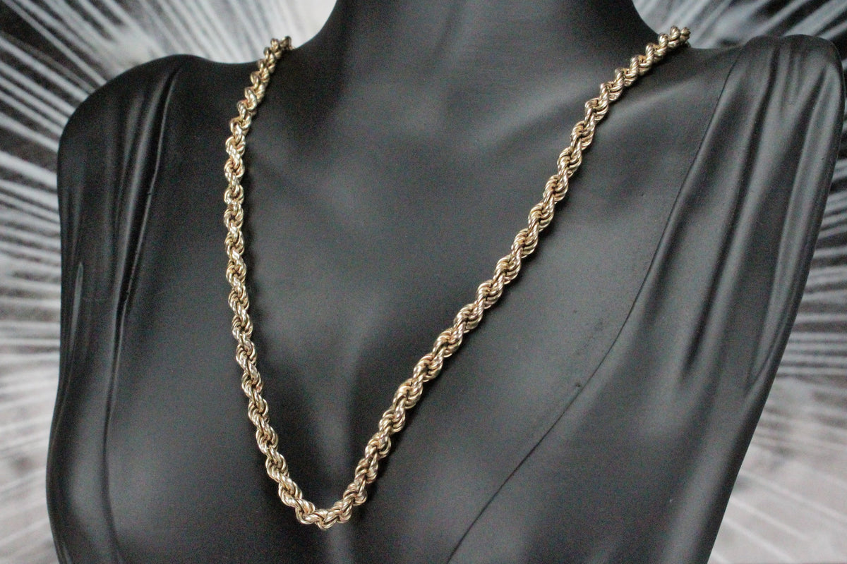 VINTAGE ESTATE CHUNKY ROPE TWIST CHAIN ON 10ct YELLOW GOLD Rock & Vestige