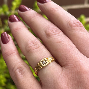 ANTIQUE VICTORIAN c1880 DIAMOND RING ON 18ct YELLOW GOLD