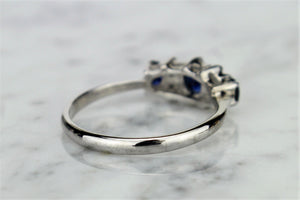 VINTAGE c1981 SAPPHIRE & DIAMOND RING ON 18ct WHITE GOLD