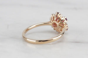 MODERN RUBY & DIAMOND CLUSTER RING ON 14ct YELLOW GOLD