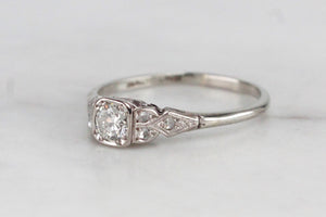 ANTIQUE ART DECO c1920 DIAMOND RING ON 18ct WHITE GOLD & PALLADIUM