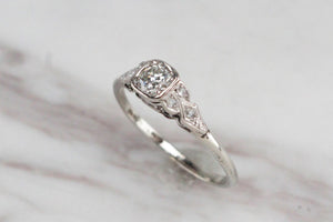 ANTIQUE ART DECO c1920 DIAMOND RING ON 18ct WHITE GOLD & PALLADIUM