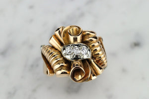 VINTAGE c1940 DIAMOND DRESS ‘TANK’ RING ON 18ct YELLOW GOLD