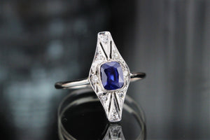 ORIGINAL ART DECO c1920’s SAPPHIRE & DIAMOND RING ON 18ct WHITE GOLD & PLATINUM