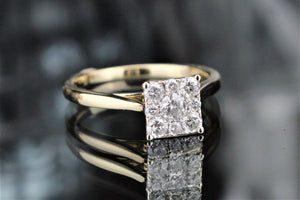 VINTAGE ESTATE C1940’s DIAMOND SQUARE CLUSTER RING ON 14ct YELLOW GOLD