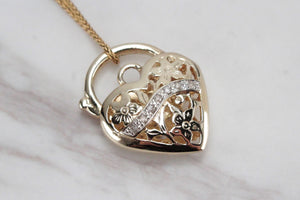 VINTAGE ESTATE DIAMOND HEART PADOCK PENDANT ON 9ct YELLOW GOLD