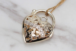 VINTAGE ESTATE DIAMOND HEART PADOCK PENDANT ON 9ct YELLOW GOLD