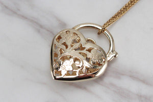 VINTAGE ESTATE DIAMOND HEART PADOCK PENDANT ON 9ct YELLOW GOLD