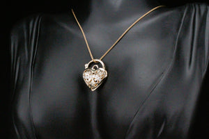 VINTAGE ESTATE DIAMOND HEART PADOCK PENDANT ON 9ct YELLOW GOLD