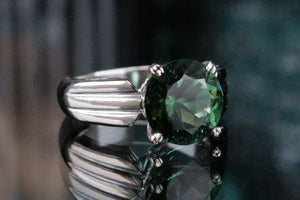 CONTEMPORARY CUSTOM 3.75ct GREEN TOURMALINE RING ON 18ct WHITE GOLD