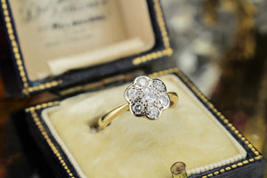 ANTIQUE EDWARDIAN/EARLY ART DECO c1910-20 DIAMOND DAISY RING ON 18ct YELLOW AND PLATINUM