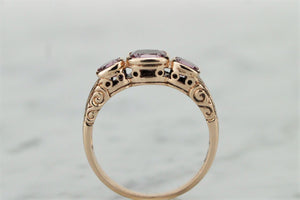 MODERN EDWARDIAN STYLE TOURMALINE TRILOGY RING ON 9ct ROSE GOLD