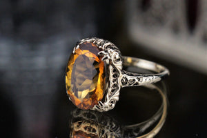 MODERN ANTIQUE STYLE 4.5ct MADEIRA CITRINE DRESS RING ON 9ct YELLOW GOLD