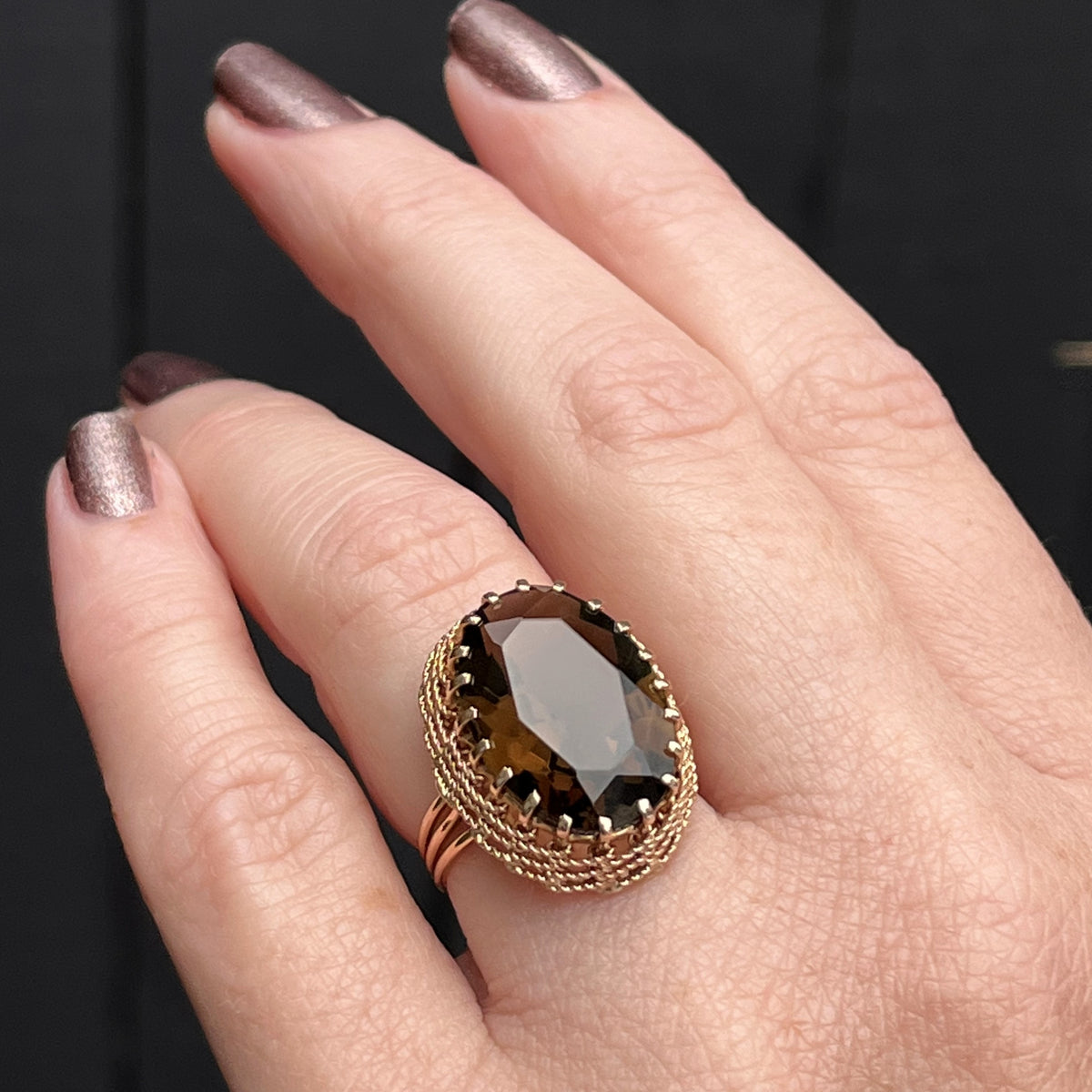 VINTAGE MID CENTURY C1960 11.2ct SMOKY QUARTZ RING ON 14ct YELLOW GOLD