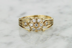 VINTAGE ART DECO STYLE DIAMOND RING ON 18ct YELLOW GOLD