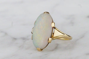 ANTIQUE EDWARDIAN SOLID OPAL RING ON 18ct YELLOW GOLD