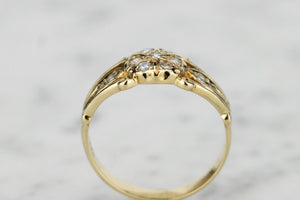 VINTAGE ART DECO STYLE DIAMOND RING ON 18ct YELLOW GOLD