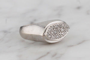 MID CENTURY C1950/60 DESIGNER DIAMOND RING ON 18ct WHITE GOLD