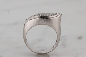 MID CENTURY C1950/60 DESIGNER DIAMOND RING ON 18ct WHITE GOLD