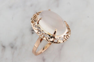 VINTAGE c1940/50’s MOONSTONE RING ON 9ct ROSE GOLD