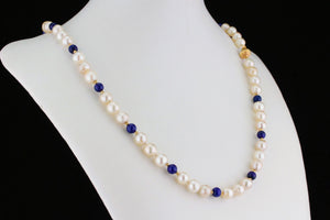 VINTAGE ESTATE FRESHWATER PEARL & LAPIS LAZULI NECKLACE WITH 9ct GOLD CLOSURE