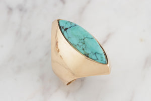 MID CENTURY c1960 TURQUOISE RING ON 14ct YELLOW GOLD