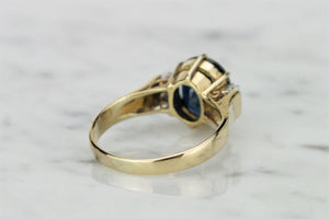 VINTAGE ESTATE SAPPHIRE & DIAMOND DRESS RING ON 14ct YELLOW GOLD