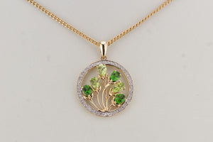 MODERN TOURMALINE & DIAMOND PENDANT ON 9ct YELLOW GOLD