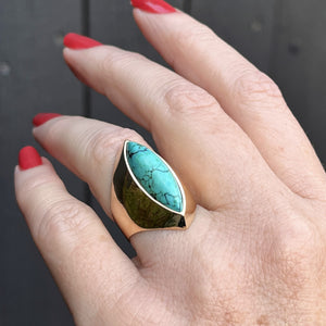 MID CENTURY c1960 TURQUOISE RING ON 14ct YELLOW GOLD