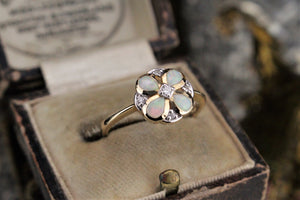 MODERN GEORGIAN STYLE OPAL & DIAMOND RING ON 9ct YELLOW GOLD